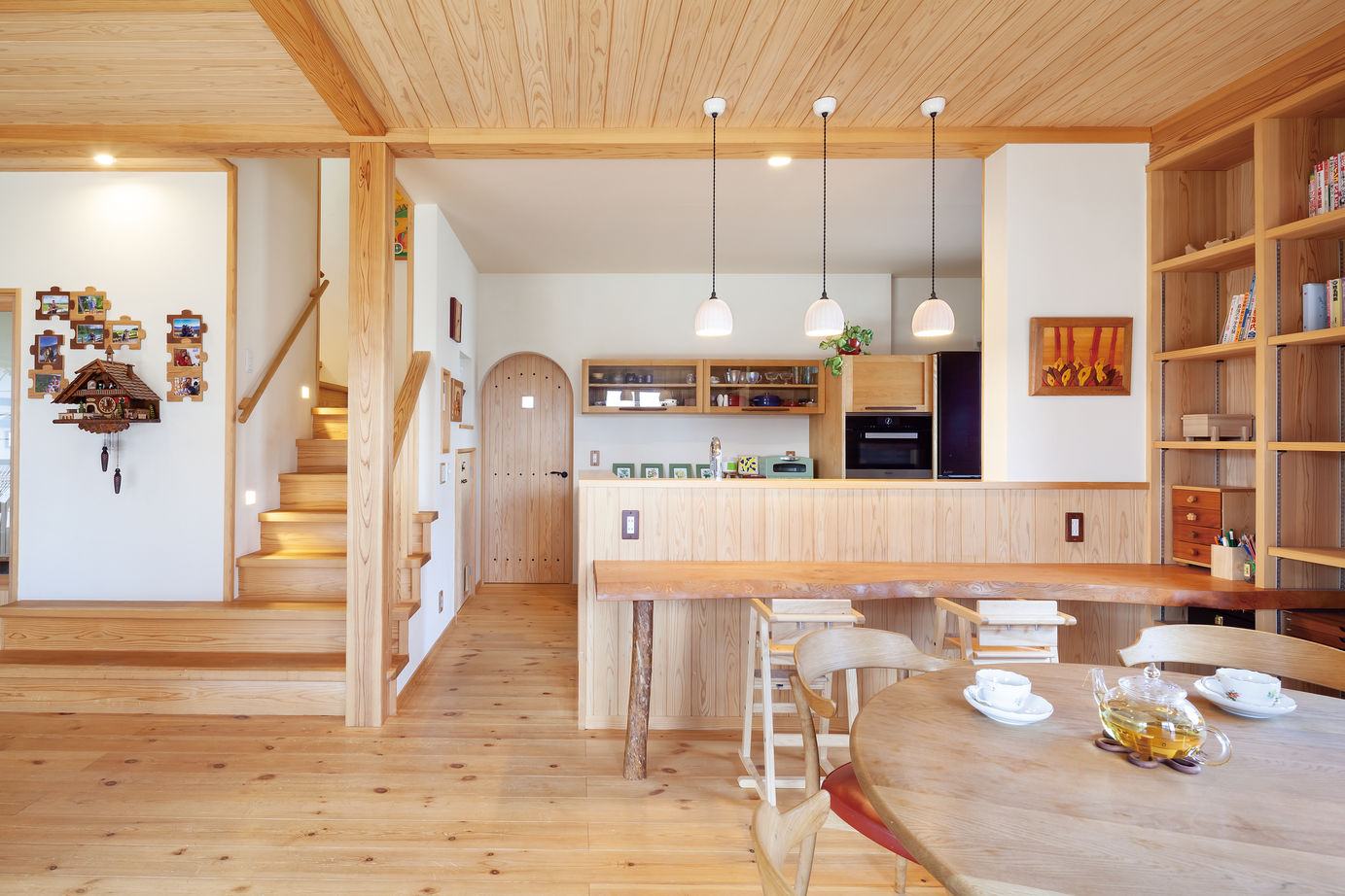 リソーケンセツ 【2000万円台/40坪台/吹き抜け/間取り図】家族も愛猫たちも健やかに暮らせる無添加無垢の家で快適生活の建築実例画像6