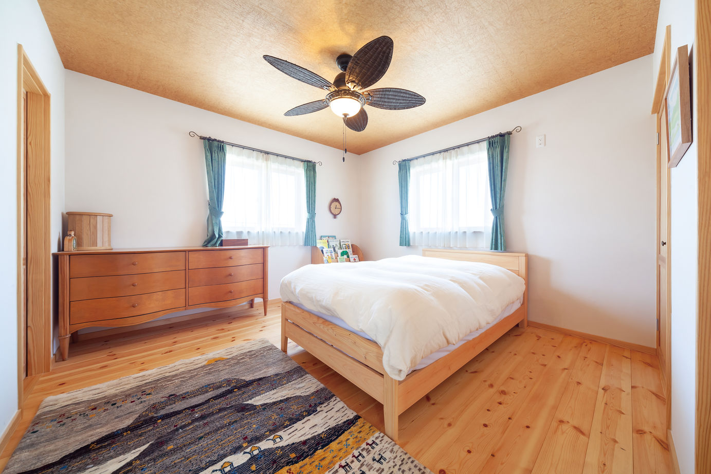 リソーケンセツ 【2000万円台/40坪台/吹き抜け/間取り図】家族も愛猫たちも健やかに暮らせる無添加無垢の家で快適生活の建築実例画像9