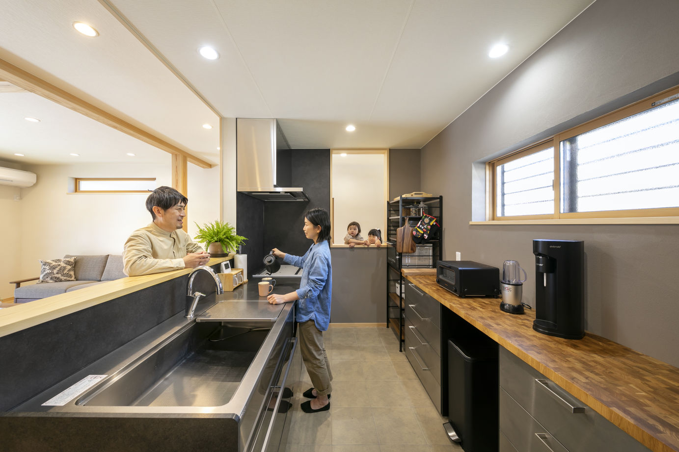 リソーケンセツ 【3000万円台/40坪台/間取り図あり/薪ストーブ】こだわりの自然素材と緩やかな対応力で選んだ家づくりの建築実例画像3