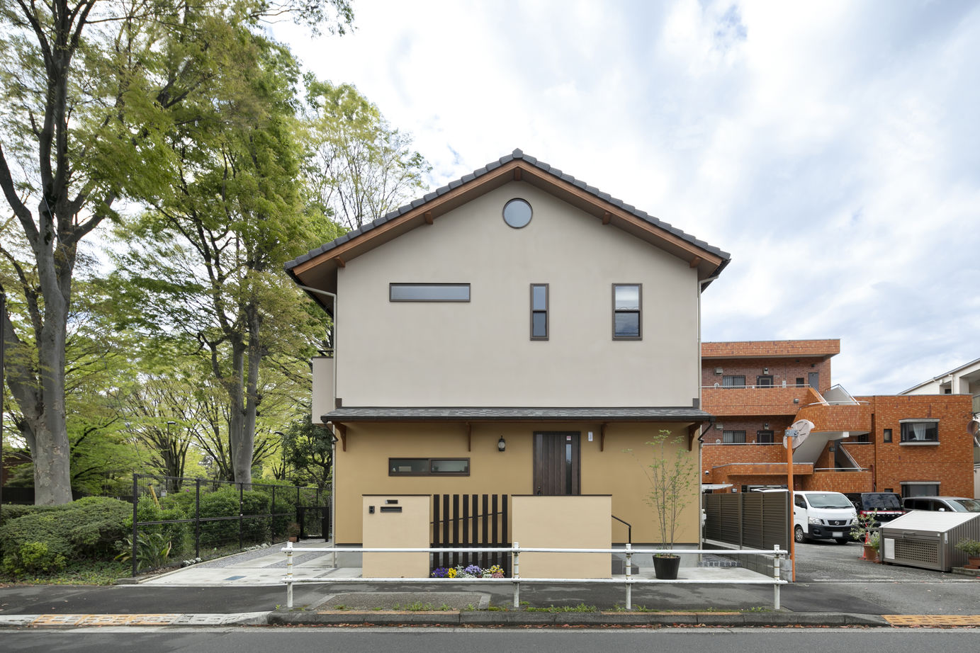 リソーケンセツ 【2000万円台/30坪台/回遊動線】木のテイストを素直に出した住まいで心地よい日々を愉しむの建築実例画像2