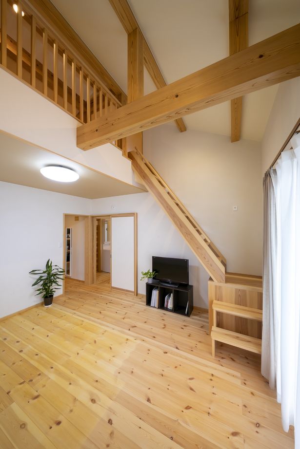 リソーケンセツ 【3000万円台/30坪台/間取り図あり/回遊動線】2代にわたって選んだ無添加無垢の家で心地よい暮らしを実現の建築実例画像9