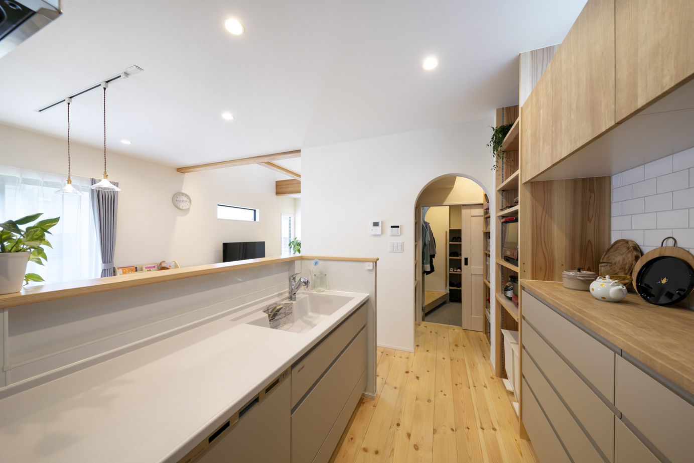 リソーケンセツ 【2000万円台／30坪／回遊動線／充実収納】無添加・無垢の家づくりと自分たちの好みをミックスの建築実例画像6