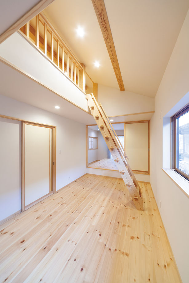 リソーケンセツ 【2000万円台／35坪／間取り図有】無添加無垢を扱う匠の技と豊かな提案力で、住みやすさとデザイン性を追求の建築実例画像6