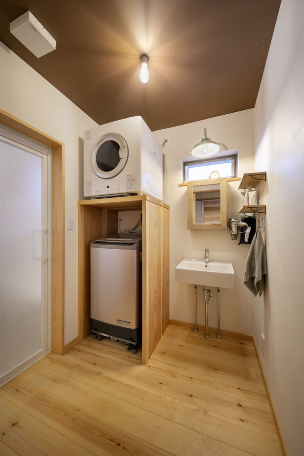 リソーケンセツ 【2000万円台／30坪台／間取り図あり／吹き抜け】無添加無垢の素材で実現した家族の一体感を大切にした家の建築実例画像9