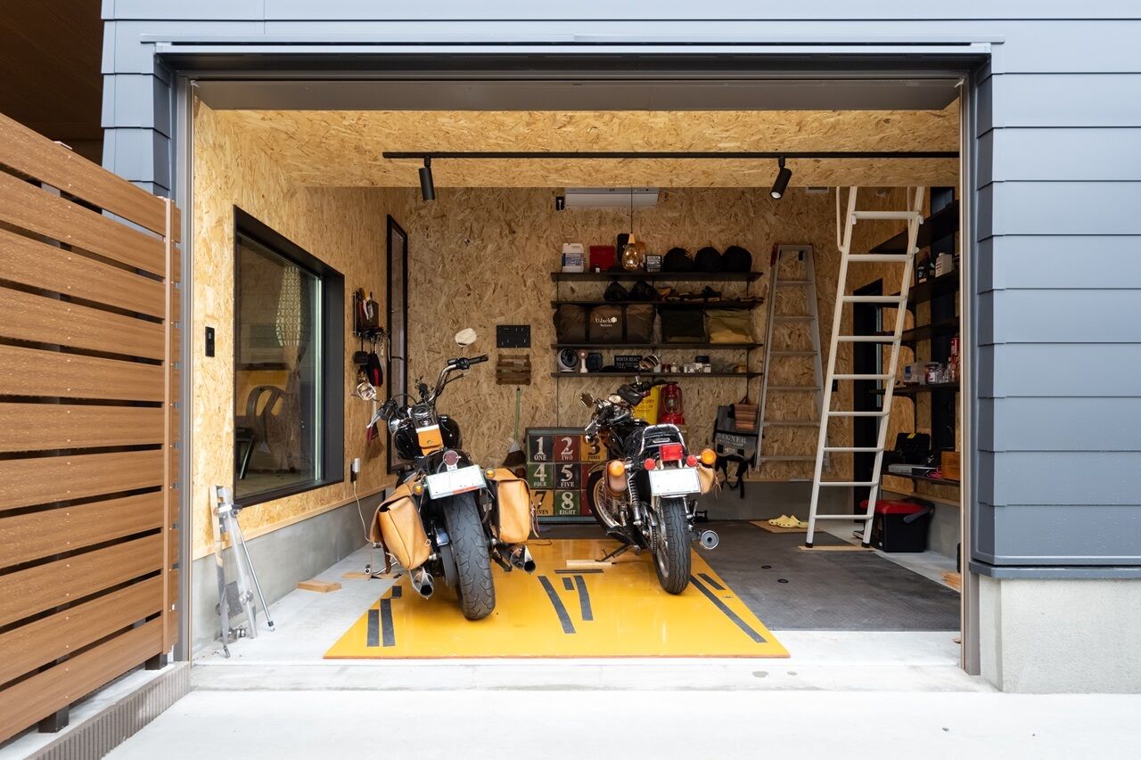 栃木建築社 【平屋】木のぬくもりを活かしたバイクガレージのある住まいの建築実例画像9