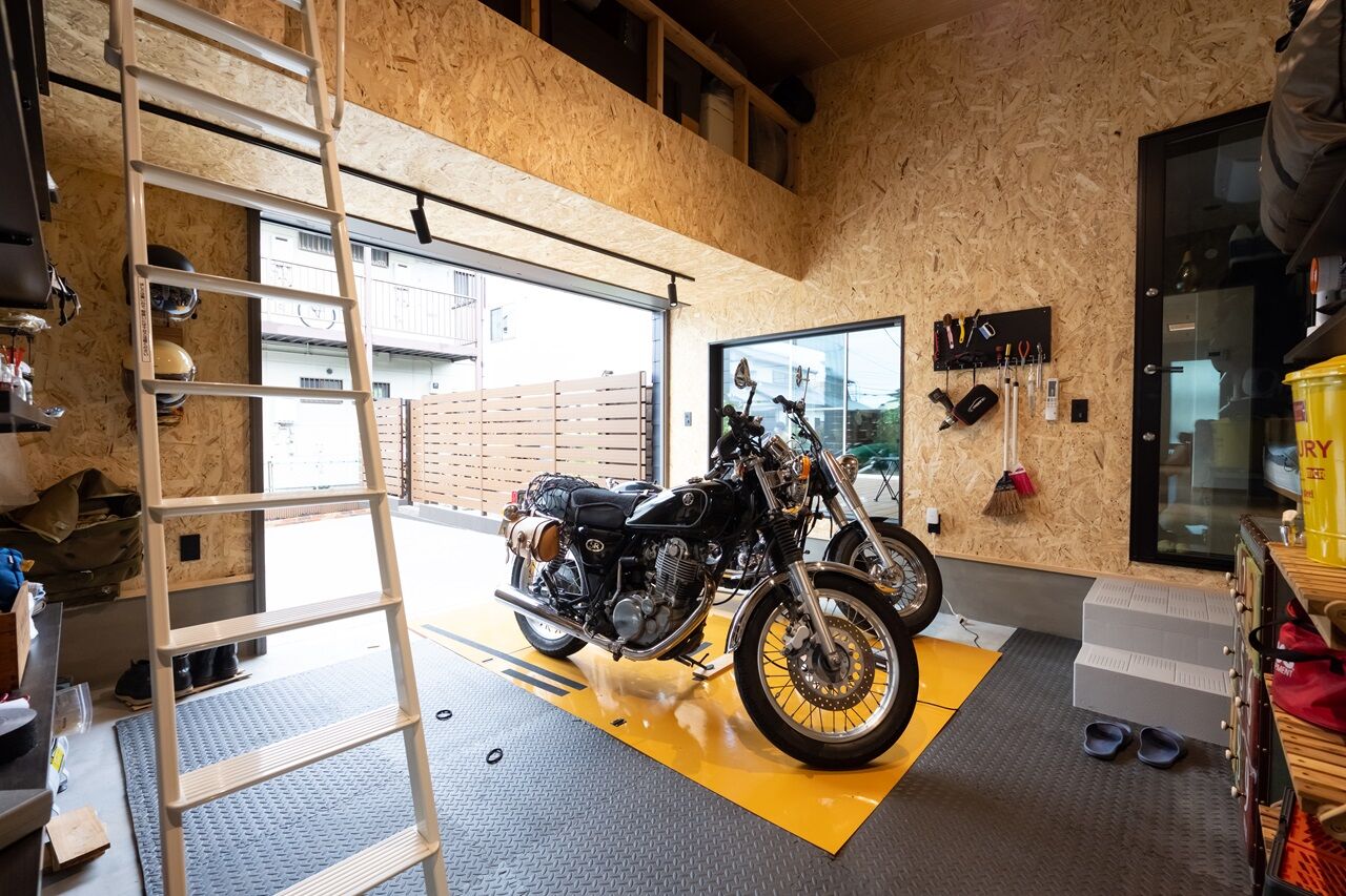 栃木建築社 【平屋】木のぬくもりを活かしたバイクガレージのある住まいの建築実例画像10