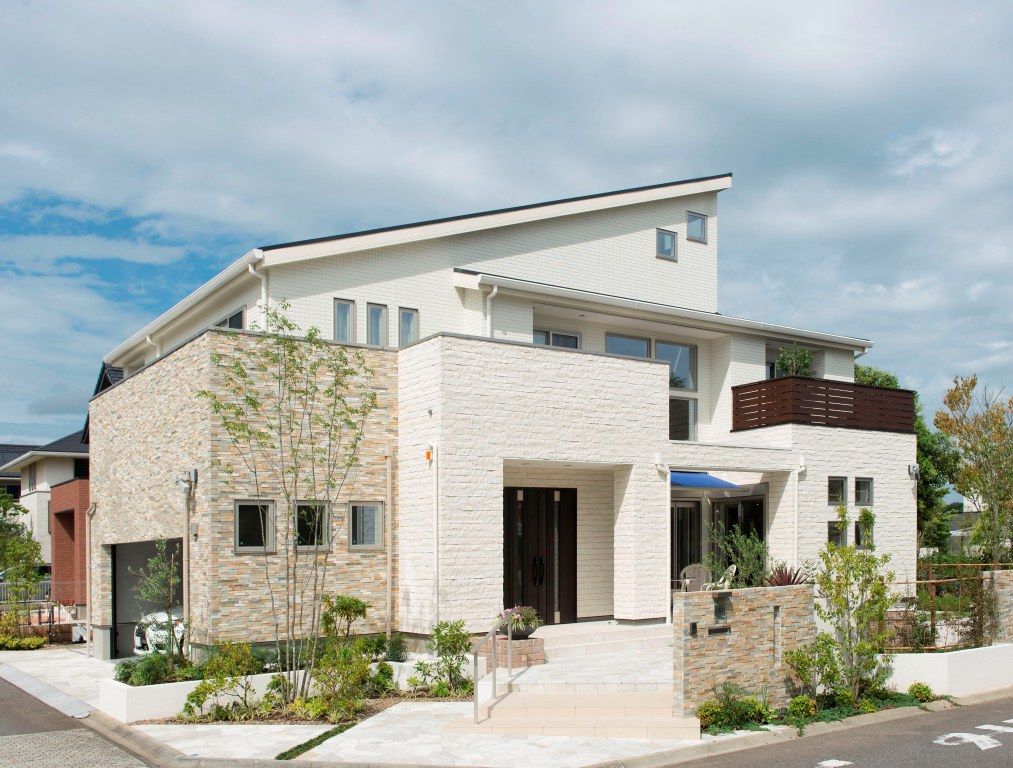 ノーブルホーム こだわり抜いた自然素材のスキップフロアとガレージ。趣味を愉しみ豊かな時間を育む家【ノーブルホーム】の建築実例画像9