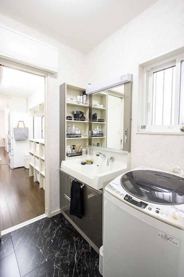 ノーブルホーム 【間取図有】共働きだからこそ！「家事動線と収納力」を追求したプランニングで家事ラクを実現の建築実例画像4