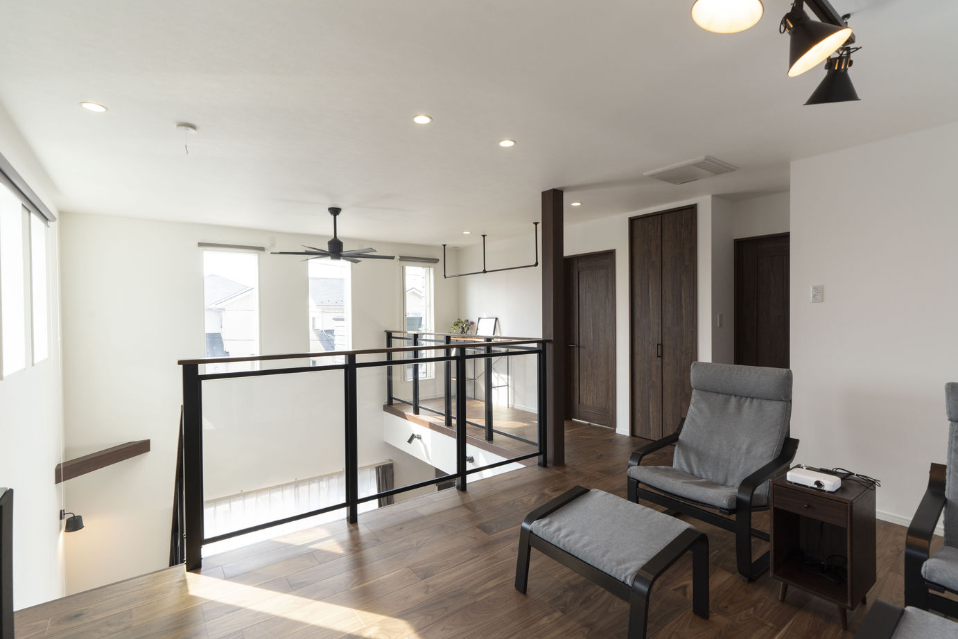 ノーブルホーム アメリカンと北欧が融合！広々ウッディーstyle の住まいの建築実例画像3