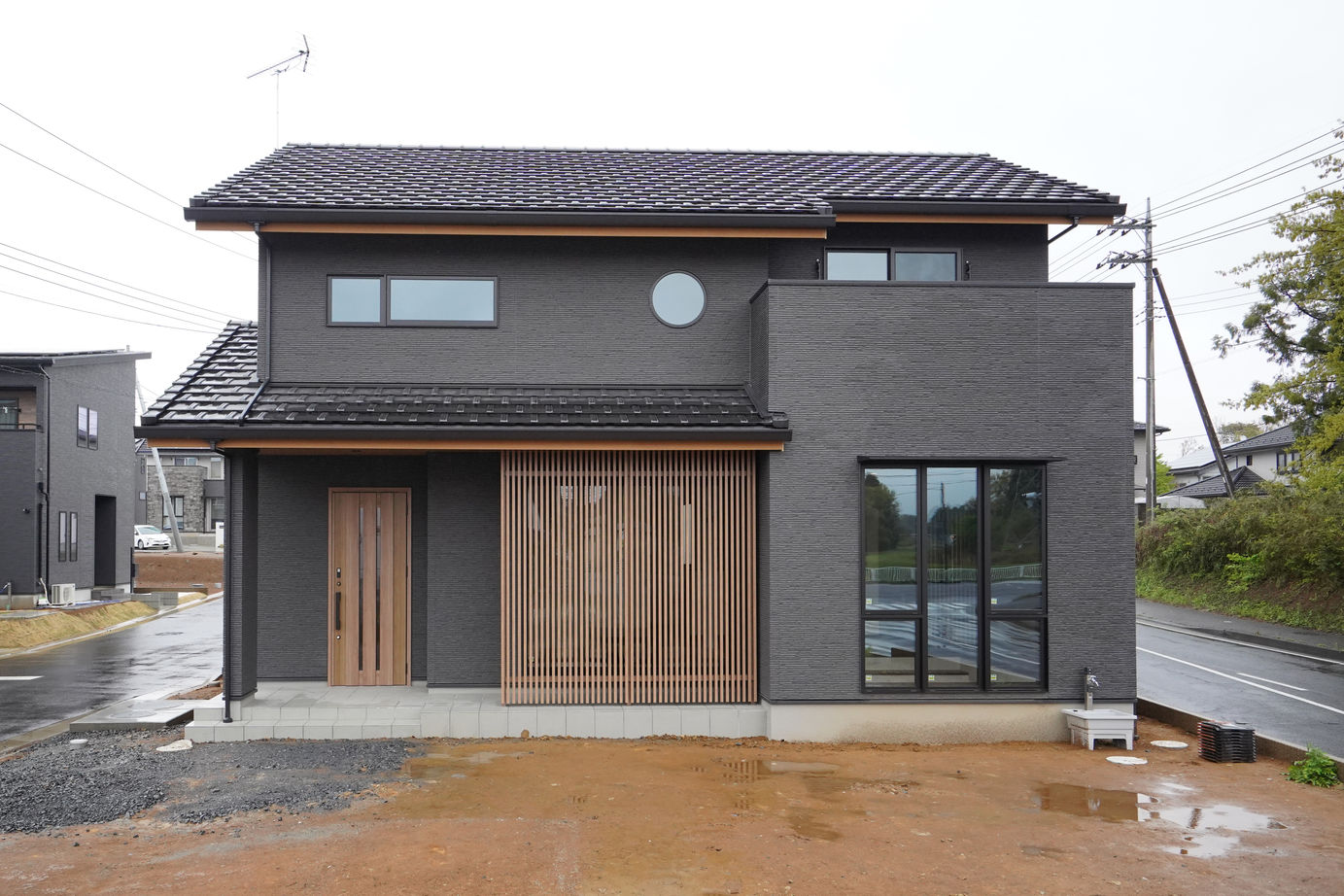 ノーブルホーム ダウンフロア・掘りごたつのある和モダンな住まいの建築実例画像1