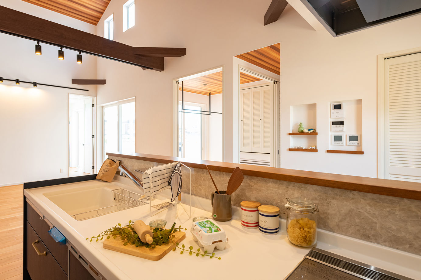 ノーブルホーム アメリカ西海岸の雰囲気漂うカリフォルニアスタイルの平屋の建築実例画像4