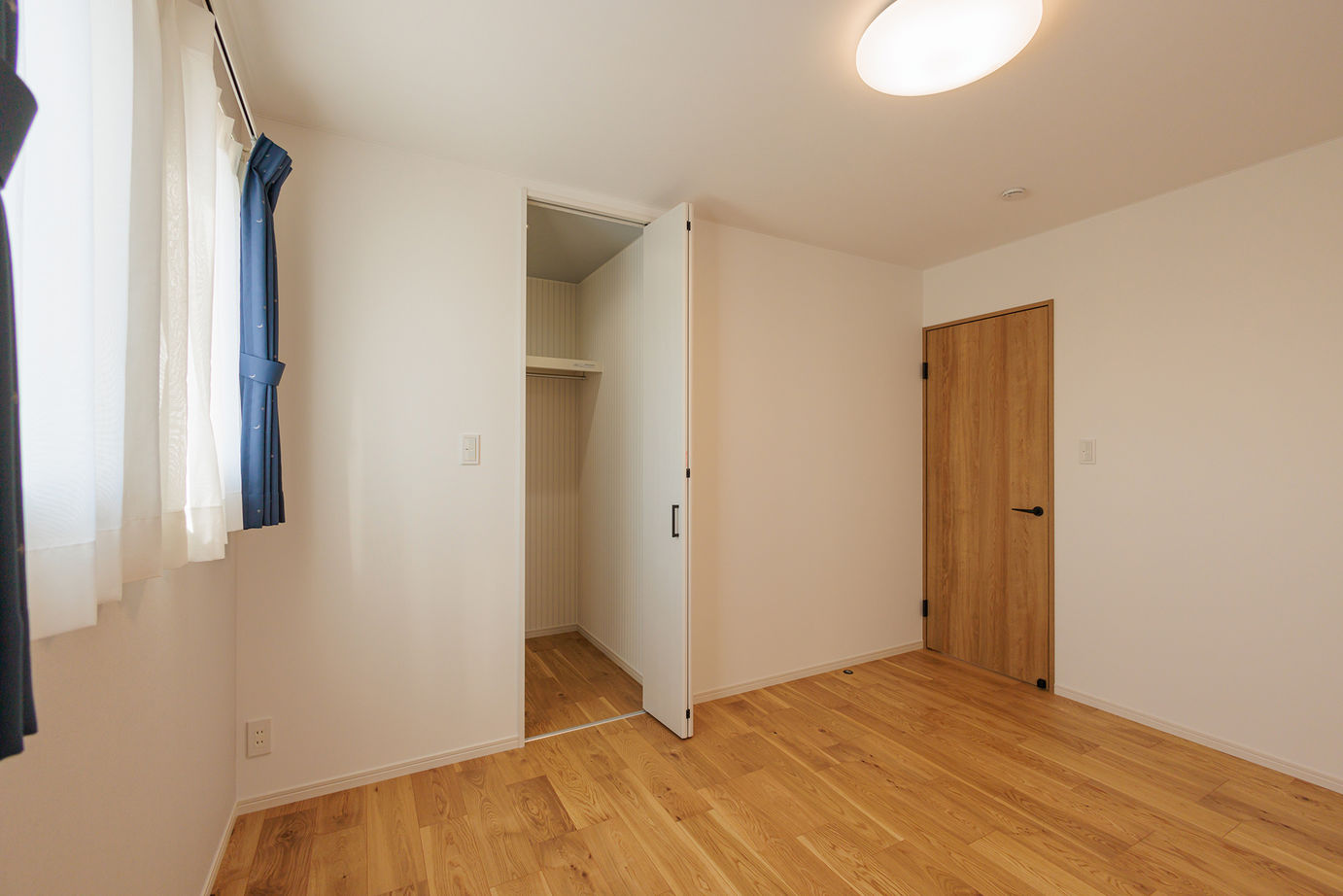 ノーブルホーム ノーブルホームオリジナルタイル使用で外壁メンテナンスが楽に！上品でスタイリッシュな2階建ての建築実例画像8