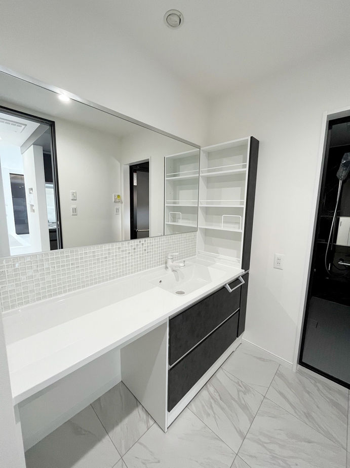 ノーブルホーム 【広々LDK/2階建て】大空間LDKを体感できるホテルライクな邸宅の建築実例画像7