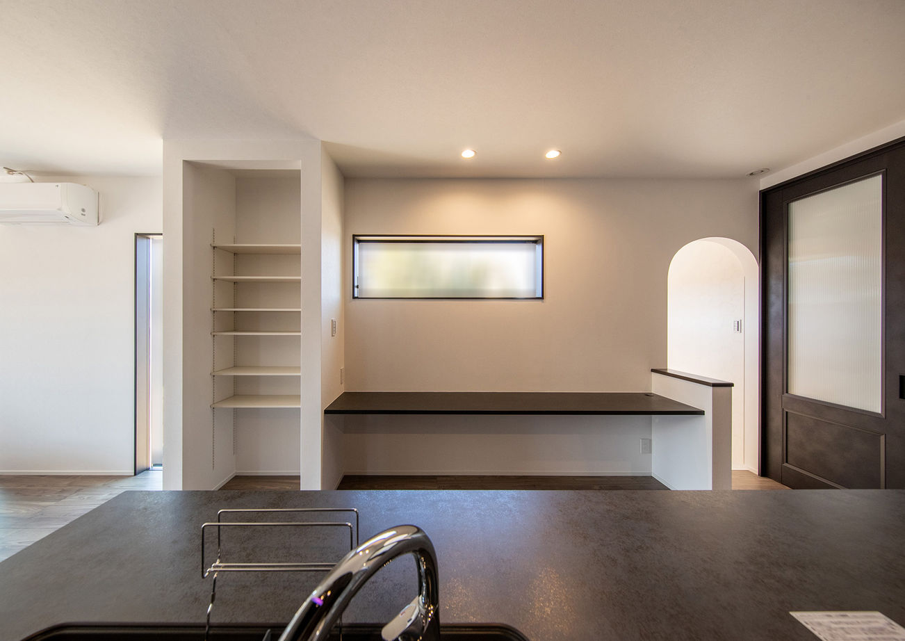 ノーブルホーム 【3,000万円以上/4LDK/インダストリアル】クールな外観とインテリアにこだわった平屋の建築実例画像4