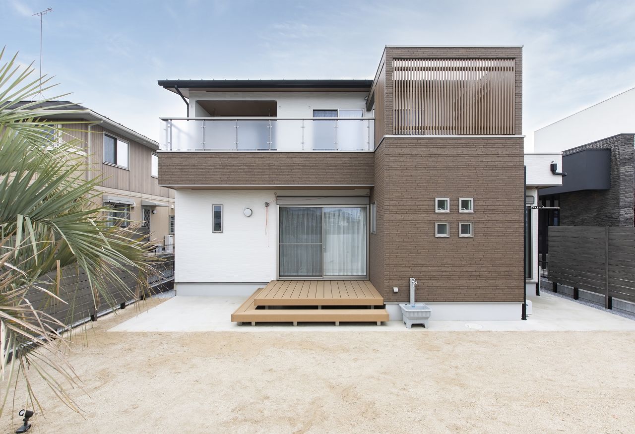 齋藤住建 【太田市/3200万円/間取り図有】ランドリースペースで家事ラクを実現×収納充実×家族とBBQも楽しめる家の建築実例画像3
