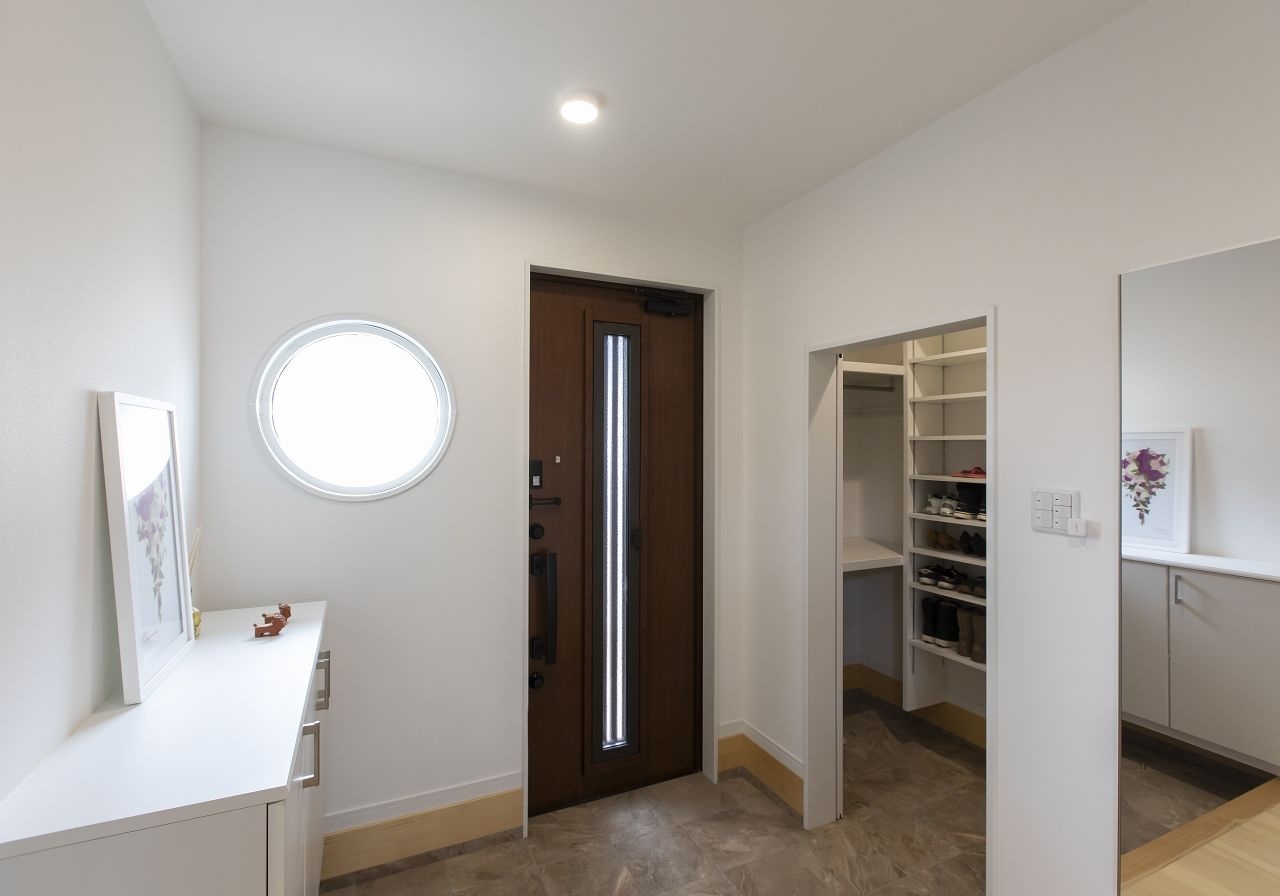 齋藤住建 【太田市/3200万円/間取り図有】ランドリースペースで家事ラクを実現×収納充実×家族とBBQも楽しめる家の建築実例画像8