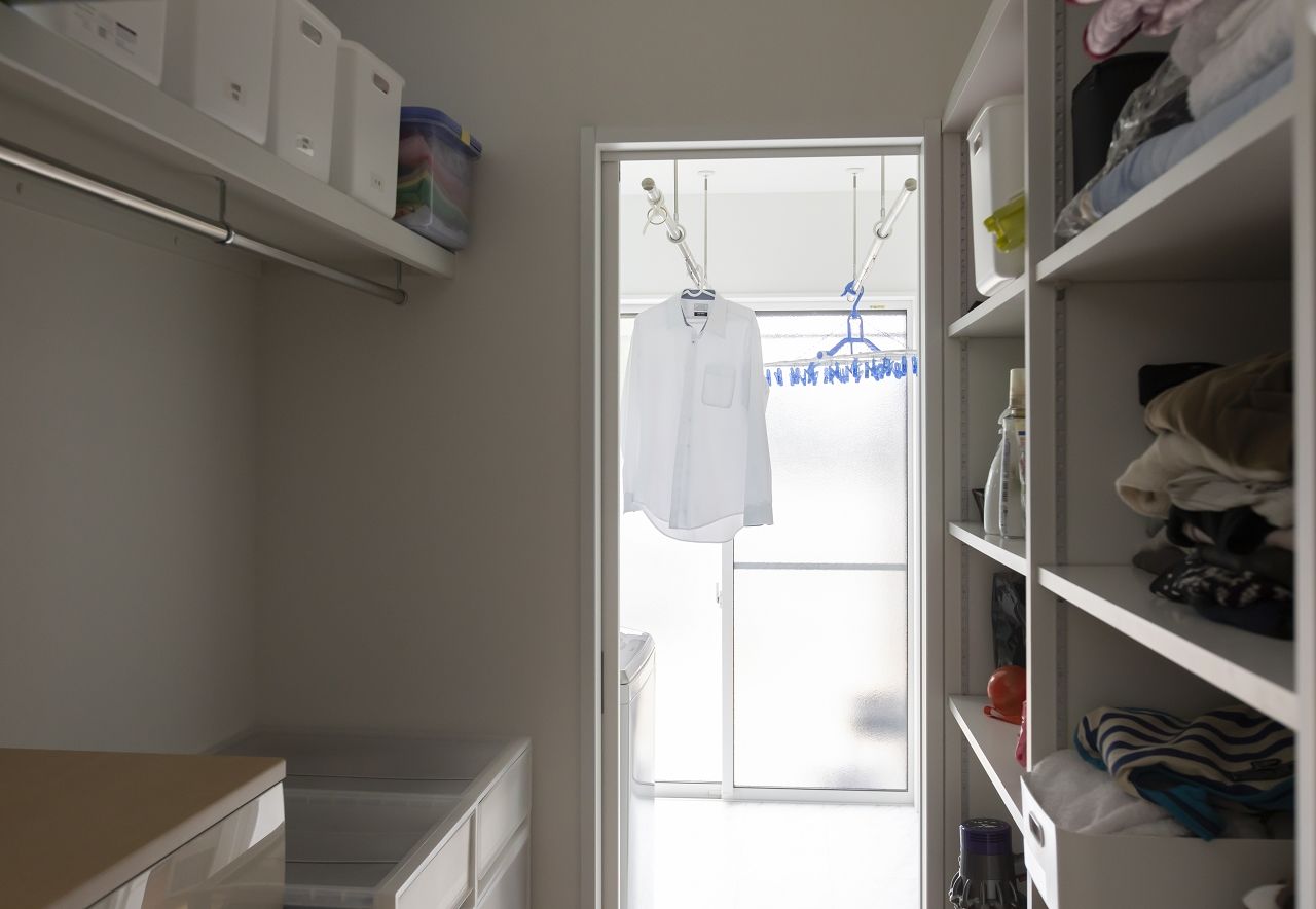 齋藤住建 【太田市/3200万円/間取り図有】ランドリースペースで家事ラクを実現×収納充実×家族とBBQも楽しめる家の建築実例画像9