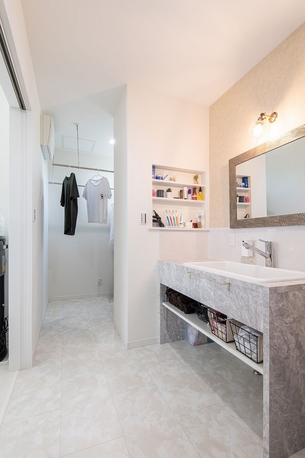 齋藤住建 【足利市/2200万円/間取り図有】「要望+α」の暮らしやすさ×お洒落なデザインを叶えた平屋風の住まいの建築実例画像9