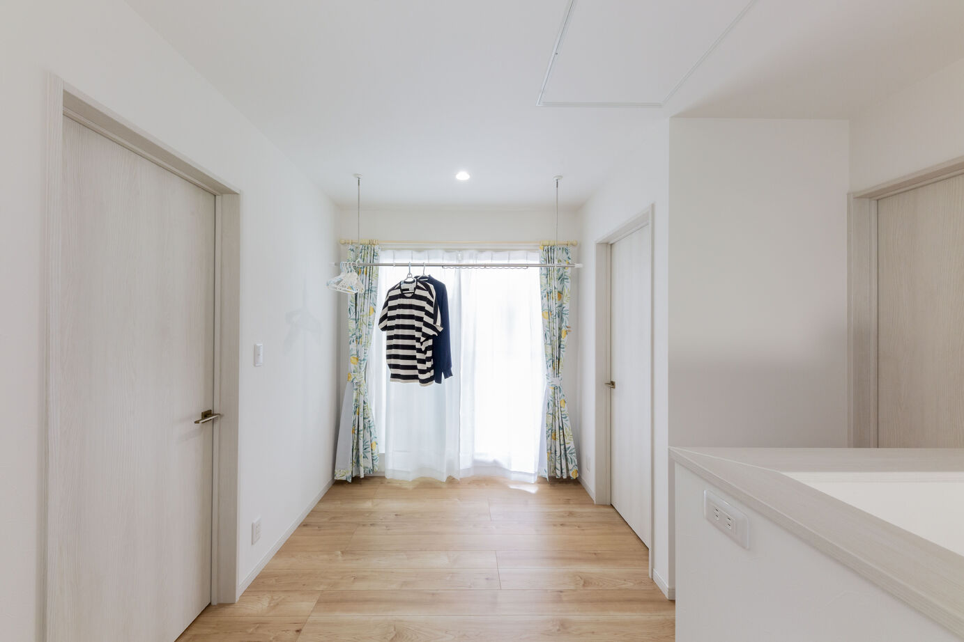 齋藤住建 【足利市/2000万円/間取り図有】デザインと性能を両立、施主目線で描く、犬と暮らす安心の長期優良住宅の建築実例画像8