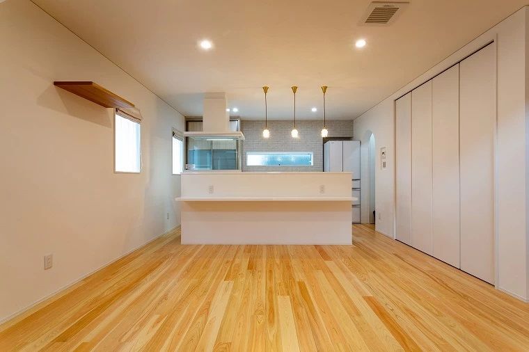 シモアラ 個の空間と一家団欒が心地よい家の建築実例画像5