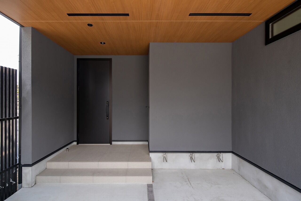 『高気密・高断熱の家』日本住宅ツーバイ 【3000万円台/延床50.3坪/ランドリールーム/間取り図】無駄のない動線と収納力が自慢のスタイリッシュな家の建築実例画像3