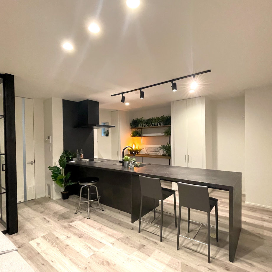 一級建築士事務所　ライフスタイル(LIFE STYLE) 【キャットウォーク/書斎/平屋/】必要な所に最低限のスペースで、26.6坪に5LDKの平屋が実現の建築実例画像9