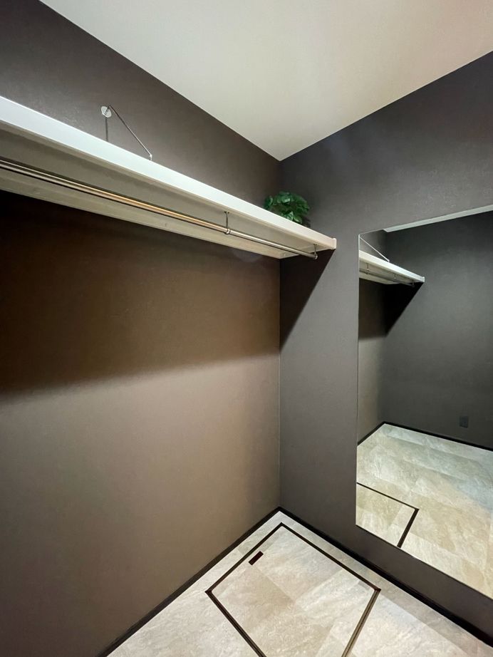 一級建築士事務所　ライフスタイル(LIFE STYLE) 【天井が高い/ホテルライク/29.4坪の平屋】大空間LDKのあるホテルのような平屋の建築実例画像6