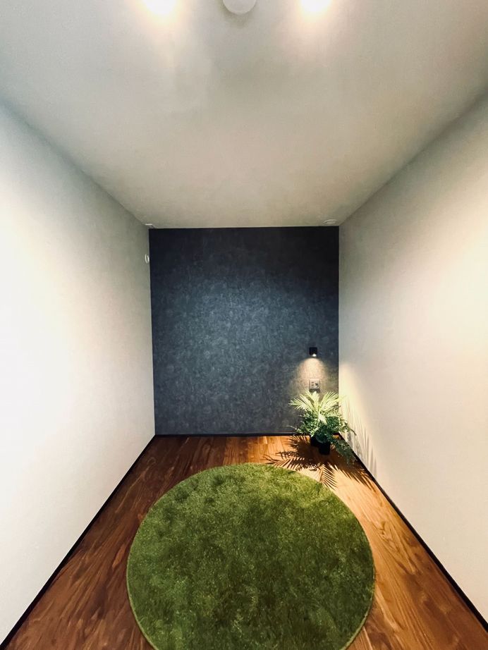 一級建築士事務所　ライフスタイル(LIFE STYLE) 【天井が高い/ホテルライク/29.4坪の平屋】大空間LDKのあるホテルのような平屋の建築実例画像7