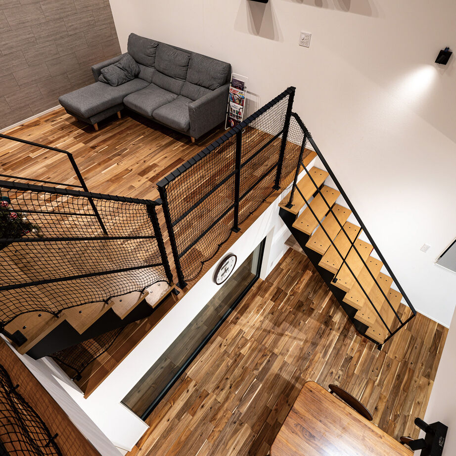 一級建築士事務所　ライフスタイル(LIFE STYLE) 【ガレージ/キャットウォーク/スキップフロア】立体感のあるガレージハウスの建築実例画像4