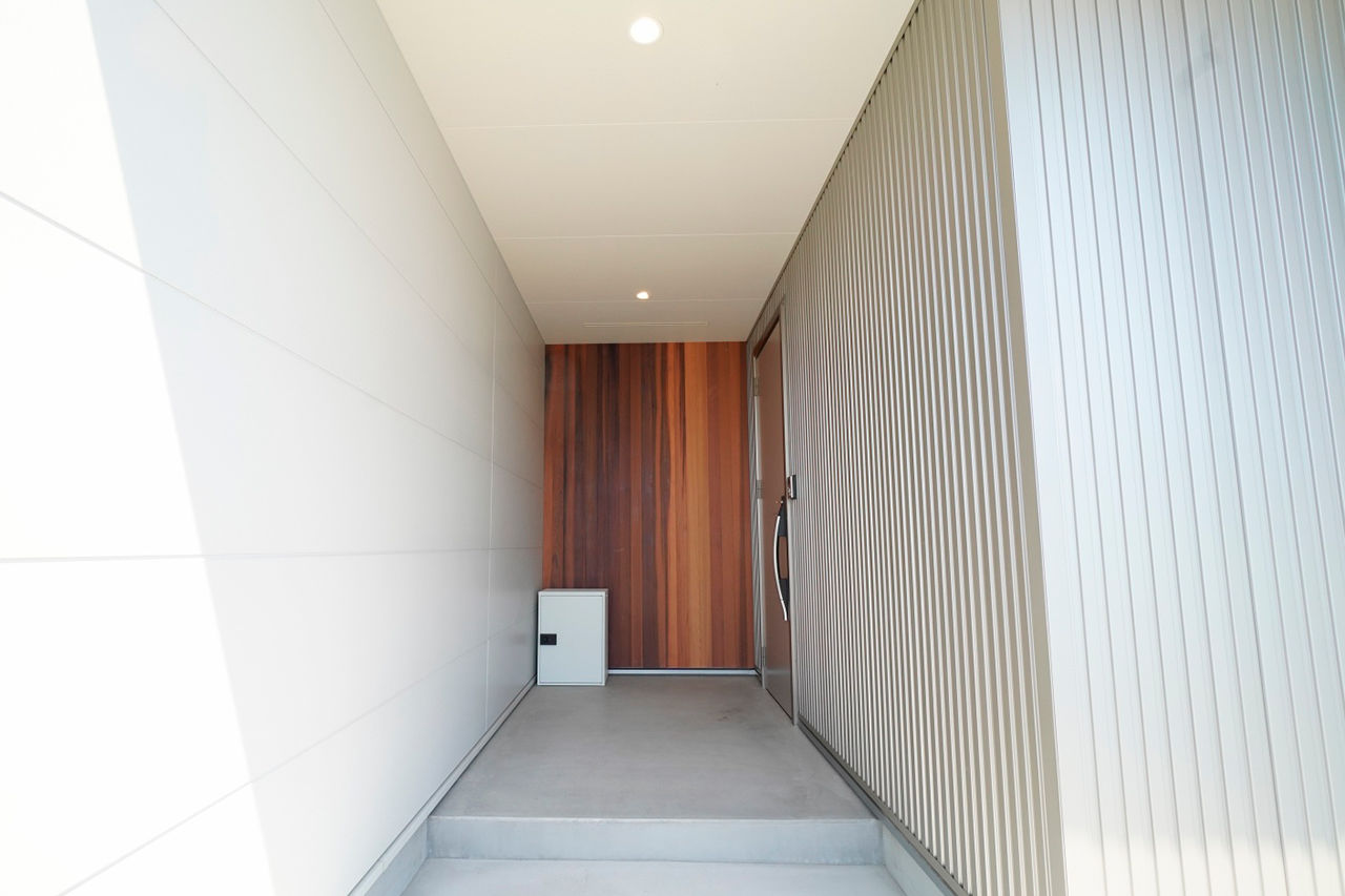 シンプルノート名古屋中区スタジオ／KanZEON 【2000万円台｜間取り図有｜コンパクト】プライベートな中庭を囲むコの字型。平屋のように暮らせる2階建ての建築実例画像6