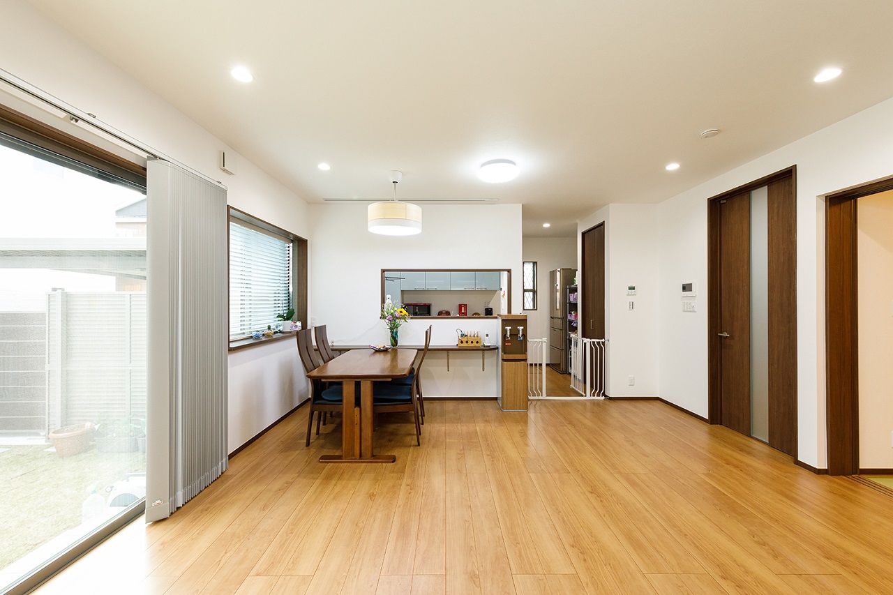 mito HOUSE（美都住販） 【相模原｜3000万円台｜間取り｜屋上｜中庭】家族時間を大切にできる 家事ラク動線が嬉しい3階建ての住まいの建築実例画像4