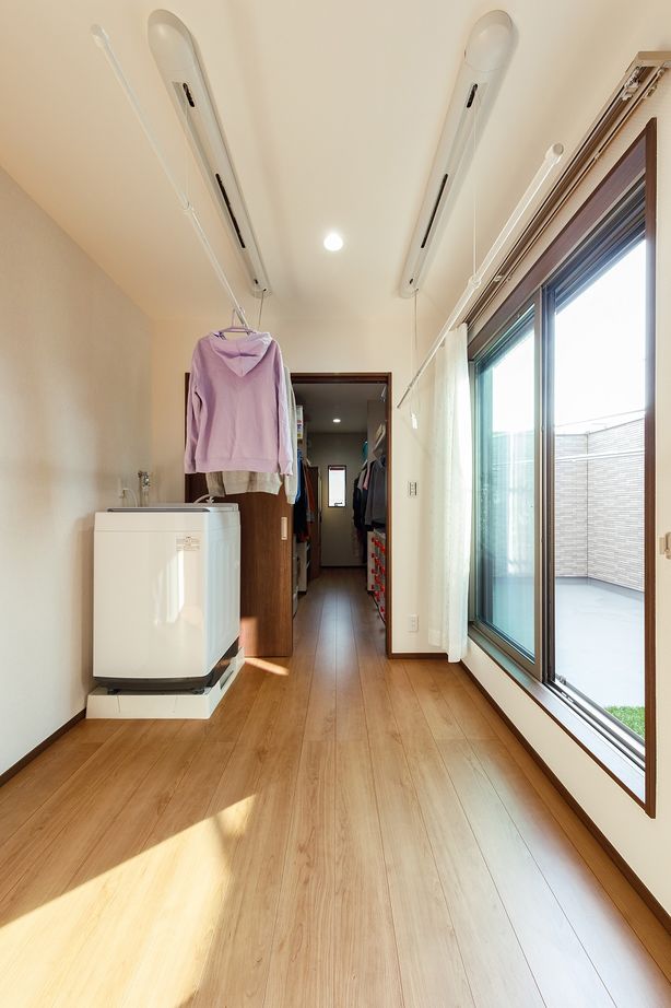 mito HOUSE（美都住販） 【相模原｜3000万円台｜間取り｜屋上｜中庭】家族時間を大切にできる 家事ラク動線が嬉しい3階建ての住まいの建築実例画像6