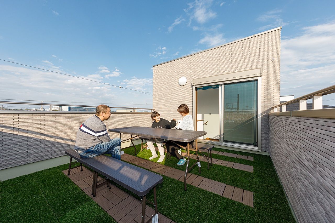 mito HOUSE（美都住販） 【相模原｜3000万円台｜間取り｜屋上｜中庭】家族時間を大切にできる 家事ラク動線が嬉しい3階建ての住まいの建築実例画像8