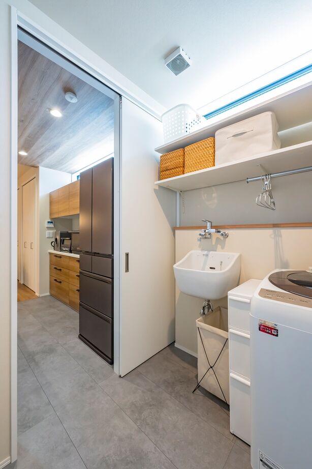 mito HOUSE（美都住販） 【相模原|2000万円台|太陽光パネル|蓄電池】スムーズな動線で家事がラクに！洗練されたシンプルモダンな家の建築実例画像6