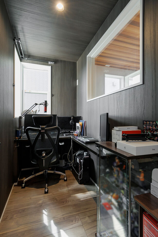 mito HOUSE（美都住販） 【2000万円台|間取り図有|断熱等級6】書斎とリビングを吹抜けが緩やかにつなぐ、開放的なアメリカンハウスの建築実例画像7