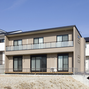 宮崎工務店 【ナチュラル×サーファーズハウス】大好きな時計に合わせた“大人ナチュラル”。夫婦のこだわりを叶えた家の建築実例画像7