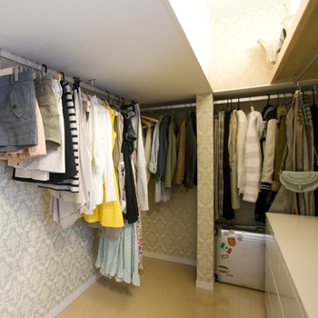 宮崎工務店 【ナチュラル×サーファーズハウス】大好きな時計に合わせた“大人ナチュラル”。夫婦のこだわりを叶えた家の建築実例画像9