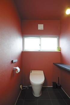 宮崎工務店 【平屋×中庭】中庭を囲むコの字型レイアウトの家。漆喰や無垢材もふんだんに使い子育てにも最適の建築実例画像8