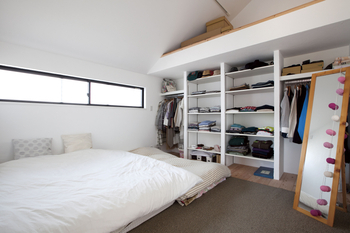 宮崎工務店 【コの字型キッチン×1000万円台×自然素材】子供やママ友と女子会ができるナチュラルハウスの建築実例画像7