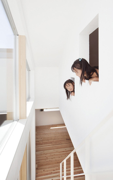 宮崎工務店 【2000万円台×動線×平屋風】自然素材をあふれる　建築家と建てた中庭のある家の建築実例画像8