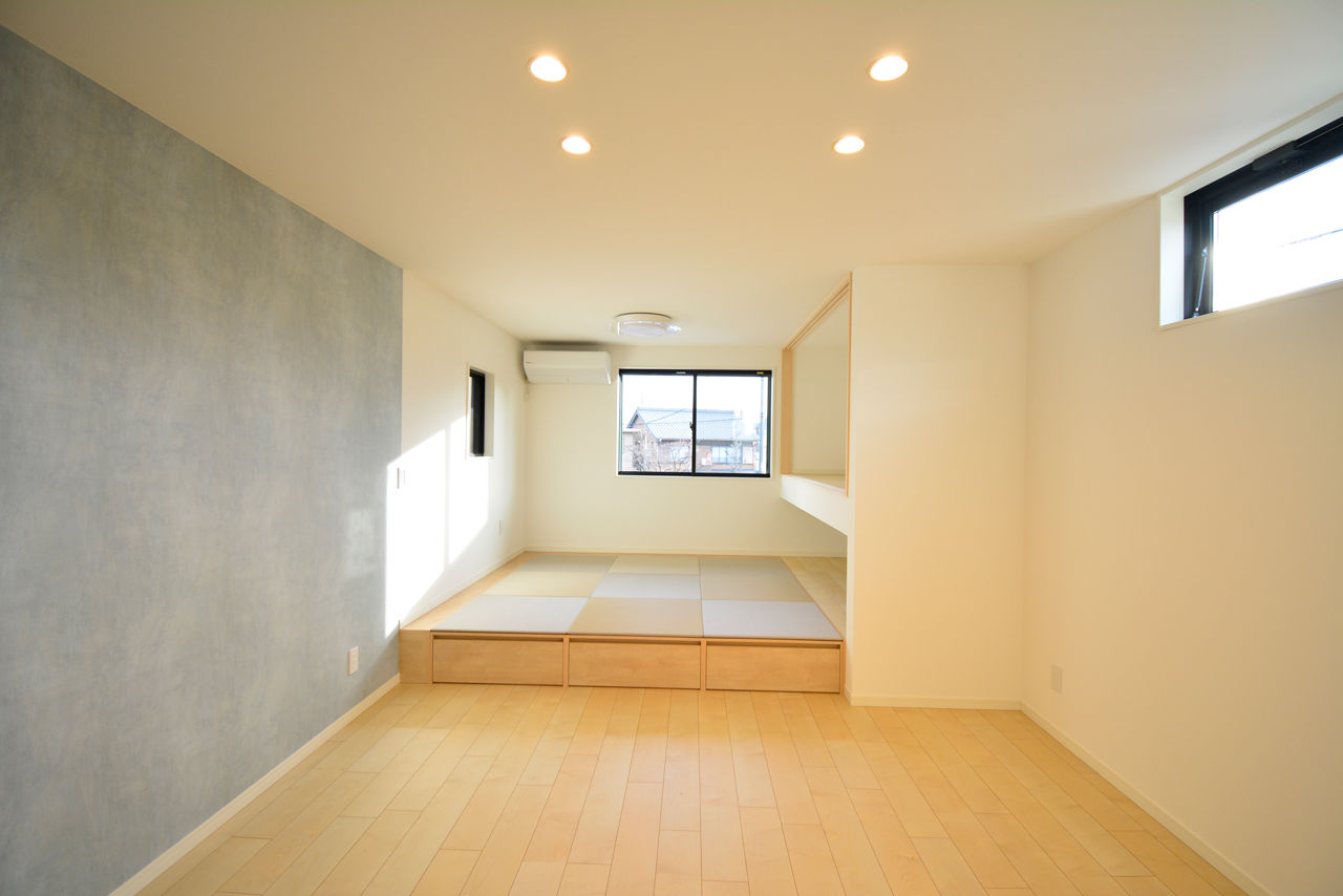 宮崎工務店 【桑名市｜木造３階建て｜2000万円台｜間取り有】細長い変形地でもできた！店舗併用×２世帯住宅の建築実例画像2