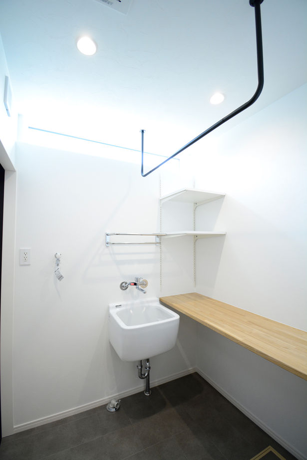 宮崎工務店 【三重県｜2000万円台｜間取り有】日差しを浴びて気持ちよく朝ゴハン。吹抜ダイニングのある家事ラクな家の建築実例画像6