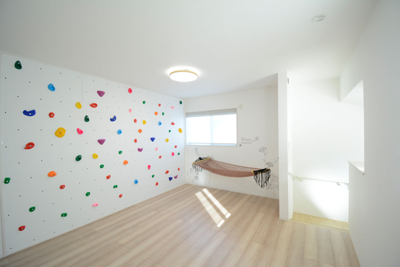 宮崎工務店 【三重県｜32坪・2000万円台｜間取り有】コンパクトだから掃除がしやすい！三角屋根のかわいい２階建ての建築実例画像2