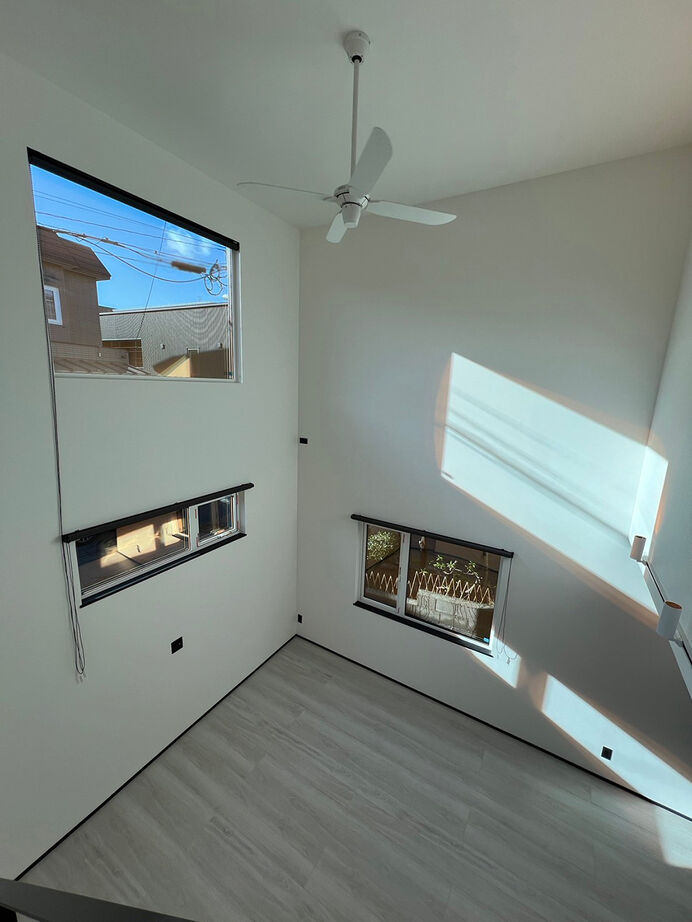 アスターハウス（札幌・札幌近郊） 【北海道札幌市／LDK床暖房／吹抜け】デザインと使いやすさが、高いレベルで両立したコスパの家の建築実例画像4