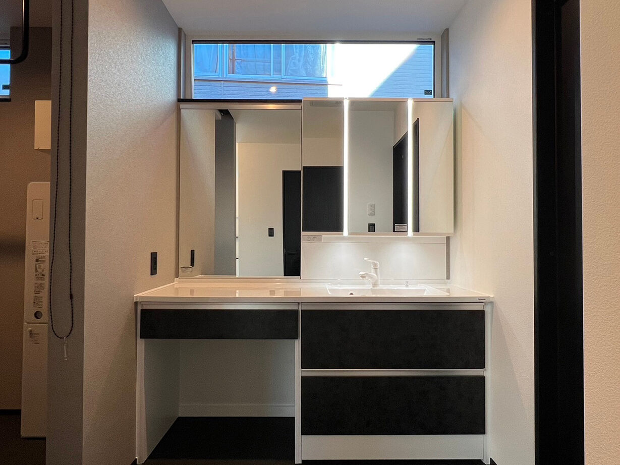 アスターハウス（札幌・札幌近郊） 【北海道札幌市／LDK床暖房／吹抜け】デザインと使いやすさが、高いレベルで両立したコスパの家の建築実例画像7