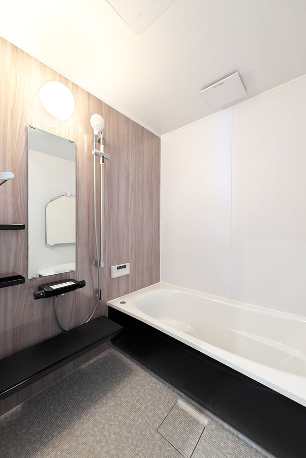 アスターハウス（札幌・札幌近郊） 【北海道札幌市／LDK床暖房】家族の快適な冬を支える、シンプルでスタイリッシュな住まいの建築実例画像7