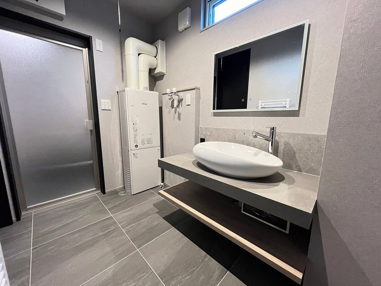 アスターハウス（札幌・札幌近郊） 【北海道札幌市／LDK床暖房／ビルトインガレージ】お気に入りのデザインに囲まれて暮らす家の建築実例画像7