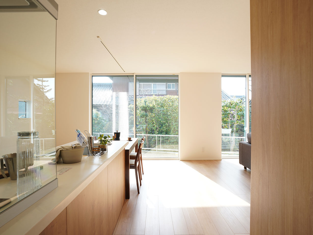 トスコ 【20坪台のコンパクトな平屋/3LDK/理想の間取り】家族の絆もプライバシーも大切にした、迫力のある平屋の建築実例画像4