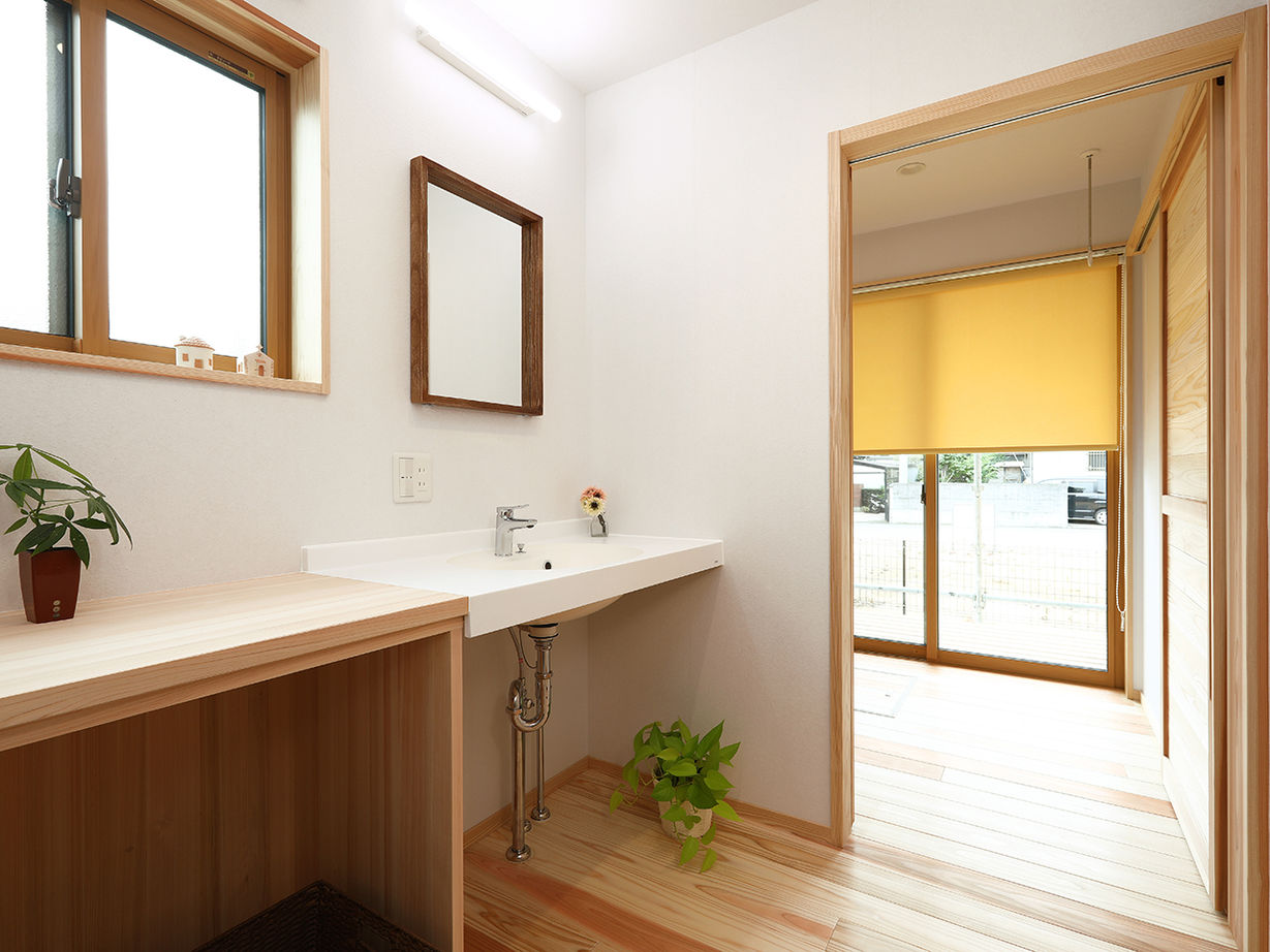 サイト工業　はぐくみの木の家(宮城・福島） 【2200万円/間取り図有/薪ストーブのある家】開放的な２階リビングと木の温もり、薪ストーブがある家。の建築実例画像8