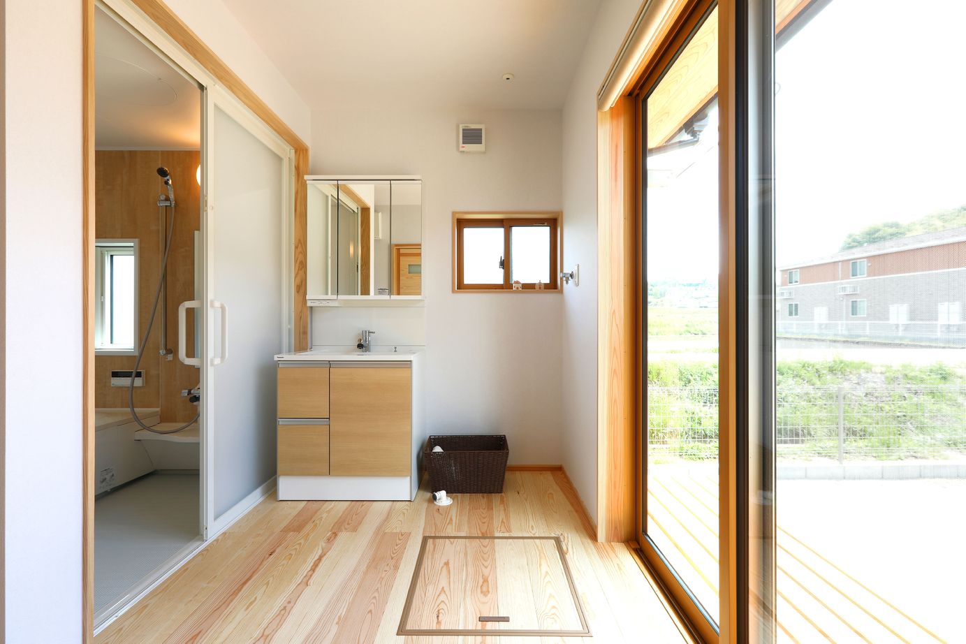 サイト工業　はぐくみの木の家(宮城・福島） 【2100万円/間取り図有】一年中快適で暖かくて、家族の絆もはぐくむ「薪ストーブ」の家の建築実例画像8